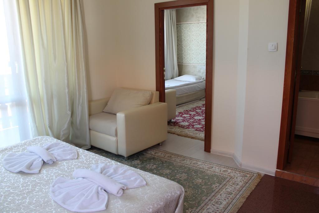 Elegant Hotel Bansko Exterior foto